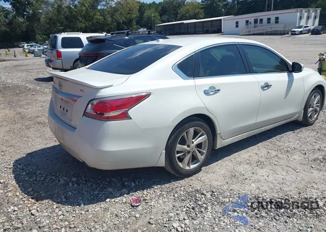 2015 Nissan Altima 2.5 Sl z USA, uszkodzony, nr VIN 1N4AL3AP4FN877956
